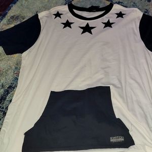 Men's  2XL Black and White shirt with pockets. Black-Star lined collar